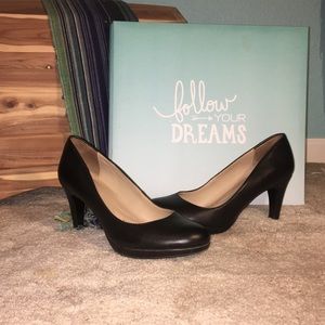 Black high heels shoes